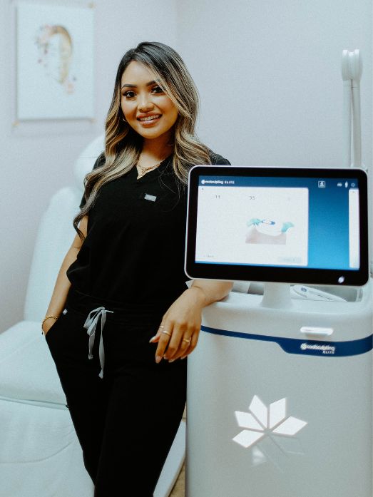 Jenna-coolsculpting-elite-maple-valley